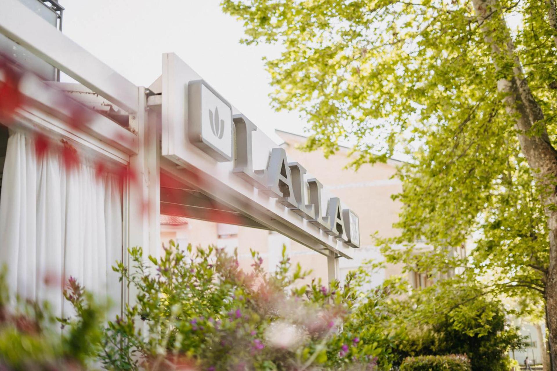 Lalla Beauty & Relax Hotel